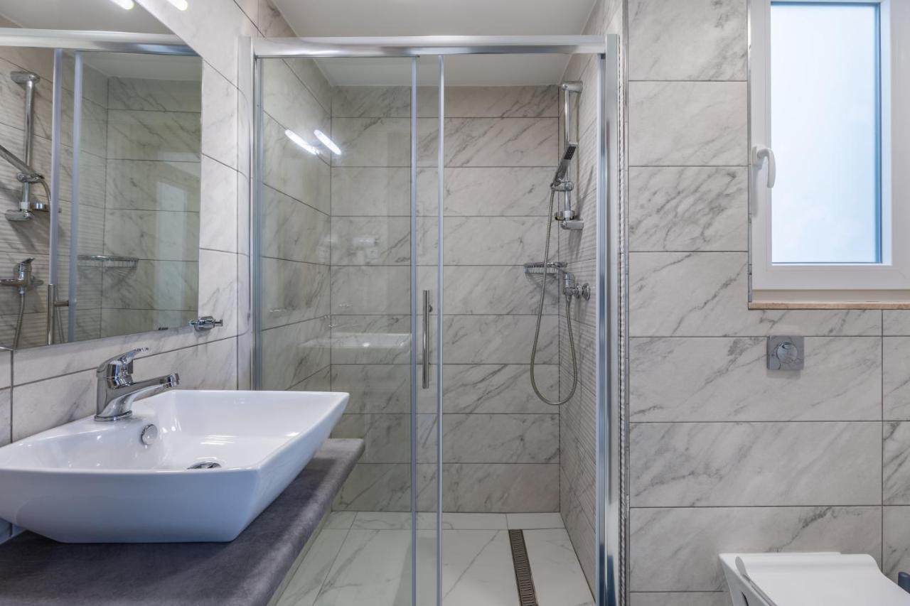 Terrace View-Stylish Two Bedrooms Fully Ac-Wifi Penthouse Msida Bagian luar foto