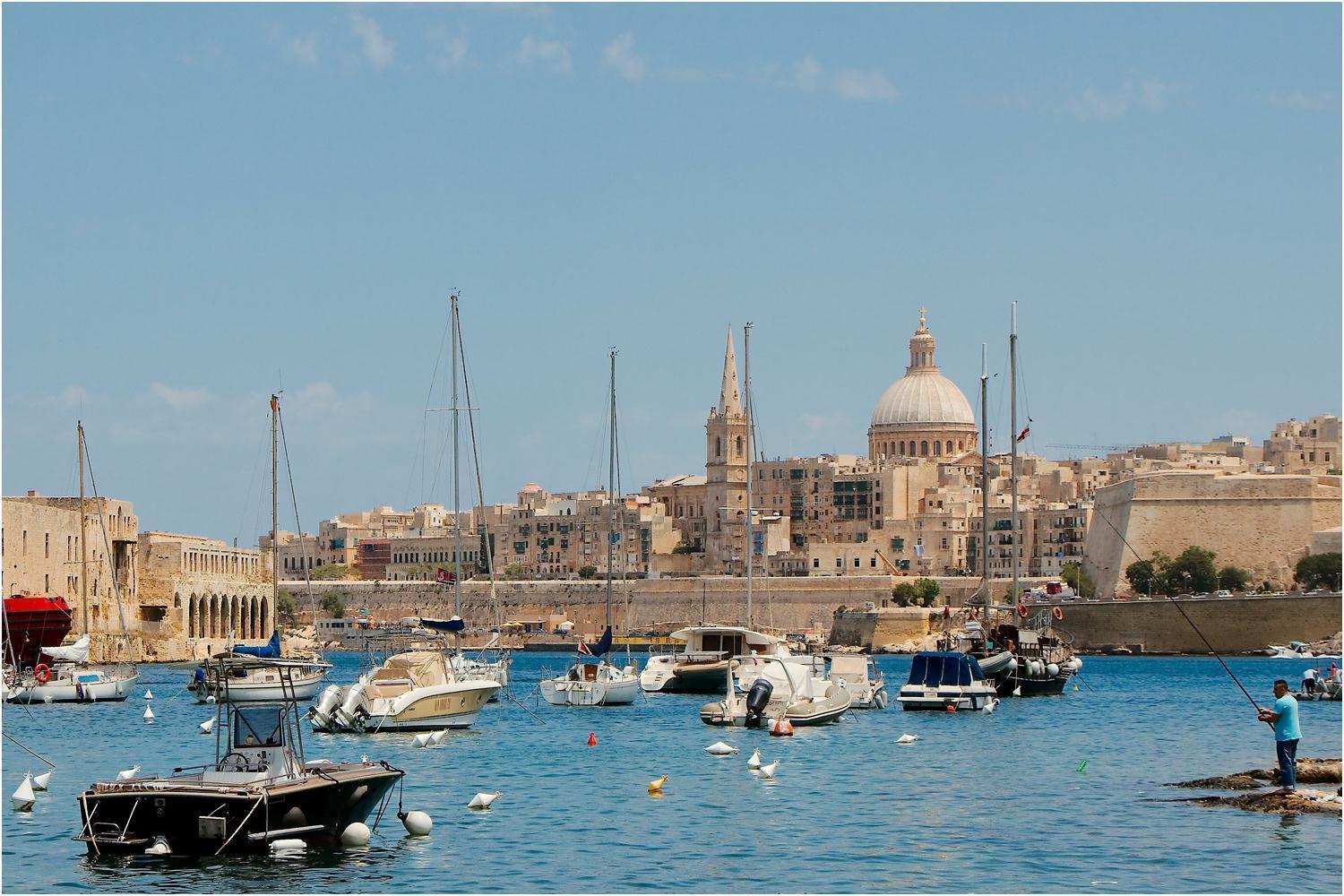Terrace View-Stylish Two Bedrooms Fully Ac-Wifi Penthouse Msida Bagian luar foto